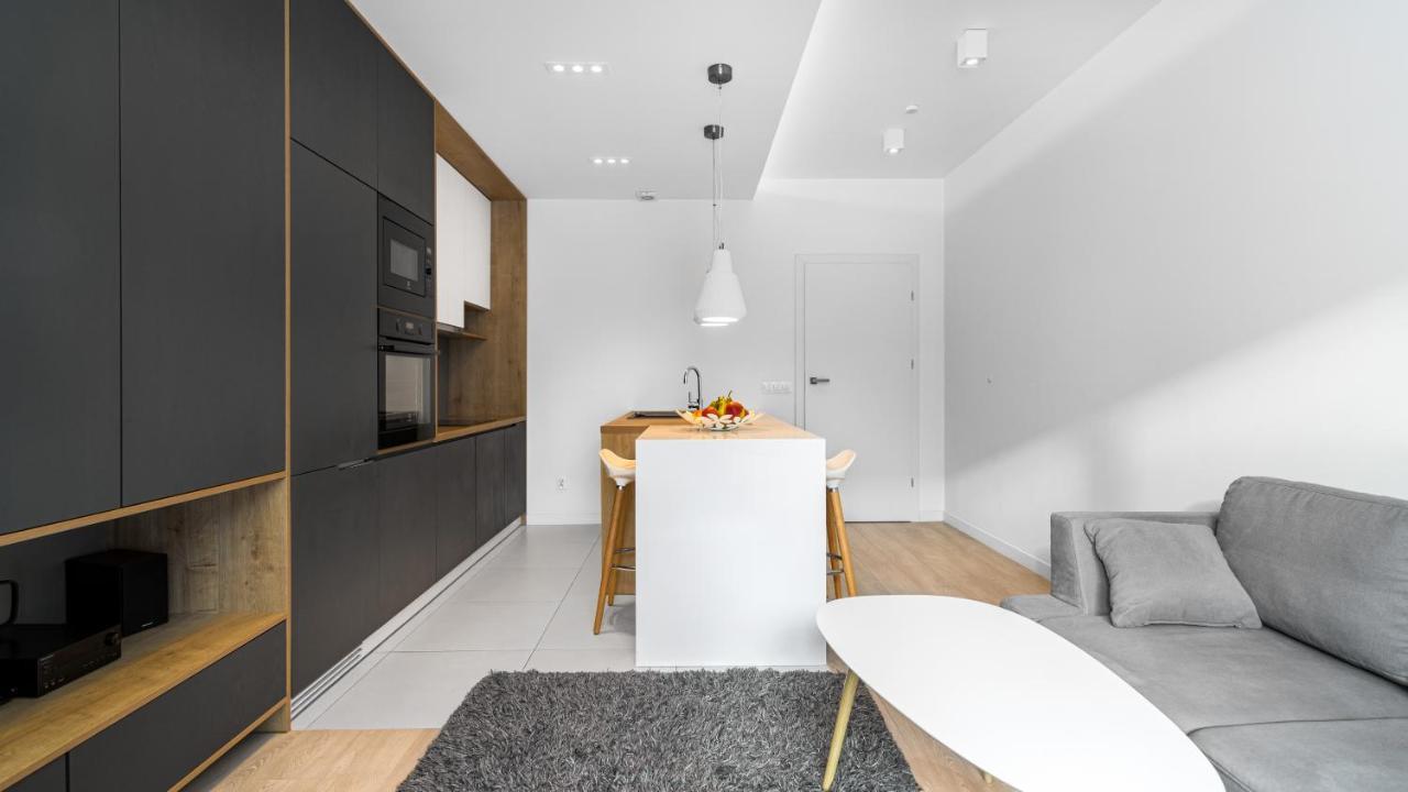 Sopocka Rezydencja I 12 Min Plaza I Zamkniete Osiedle - Comfy Apartments Sopot Exterior foto